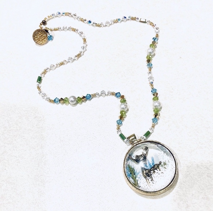 Image of Winter Wonderland Necklace 